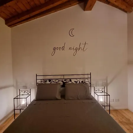 Dimora Al Castello Adults Only Apartment